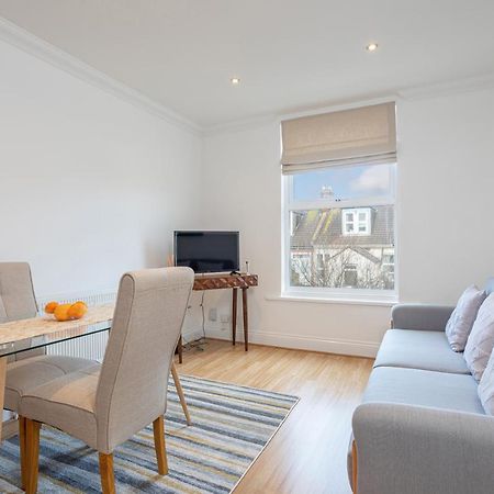 Luxury Granada Apartments - 1 & 2 Bed Flats W Free Parking Perfect For Contractors, Students Near The Beach Портсмът Екстериор снимка